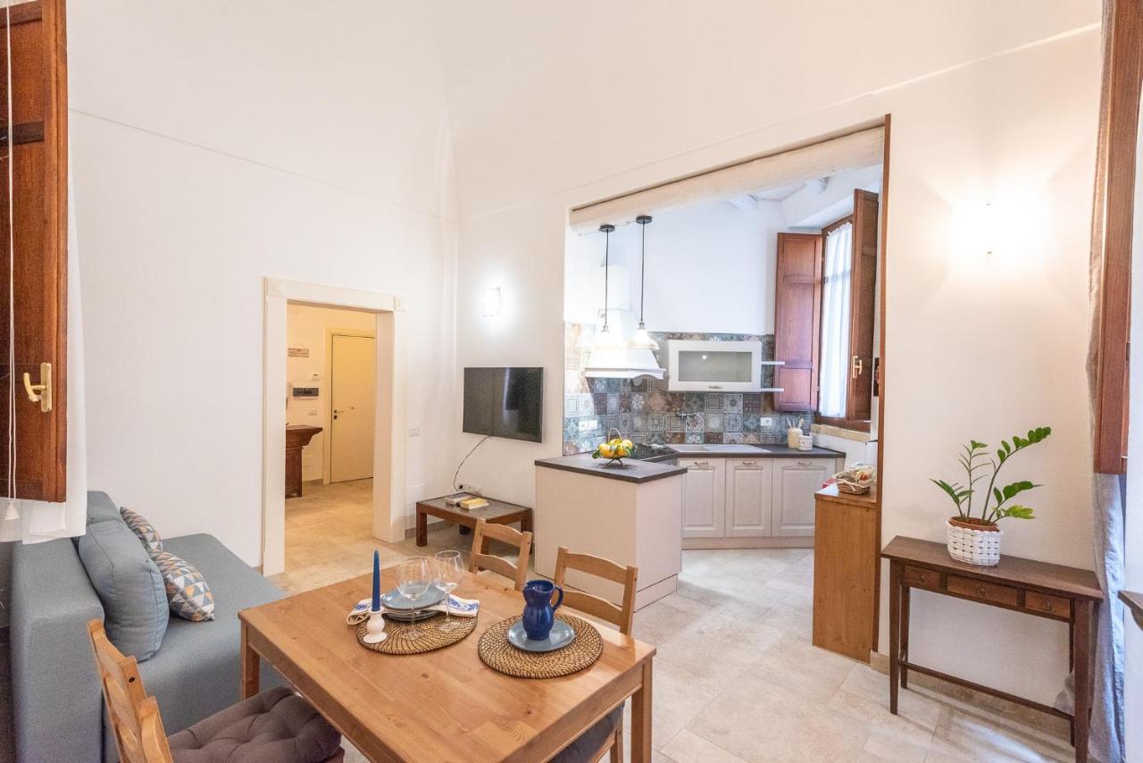 Rubichi 6 - Old Town Apartment Sit Lecce Exterior foto